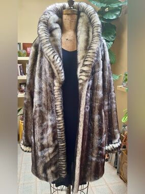 Absolutely Stunning 😍 Dennis Brasso Faux Fur Coat in Brown & Gray